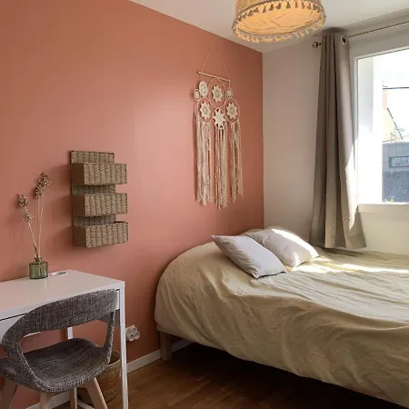 Superbe Logement 6 Chambres Doubles Neuf - Proche Centre Ville